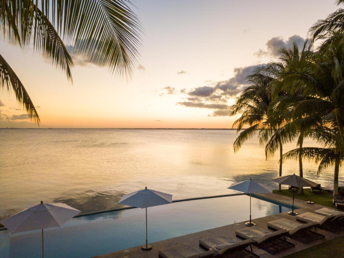 2 Romantic Hotels in Zona Hotelera Worth Booking as a Couple