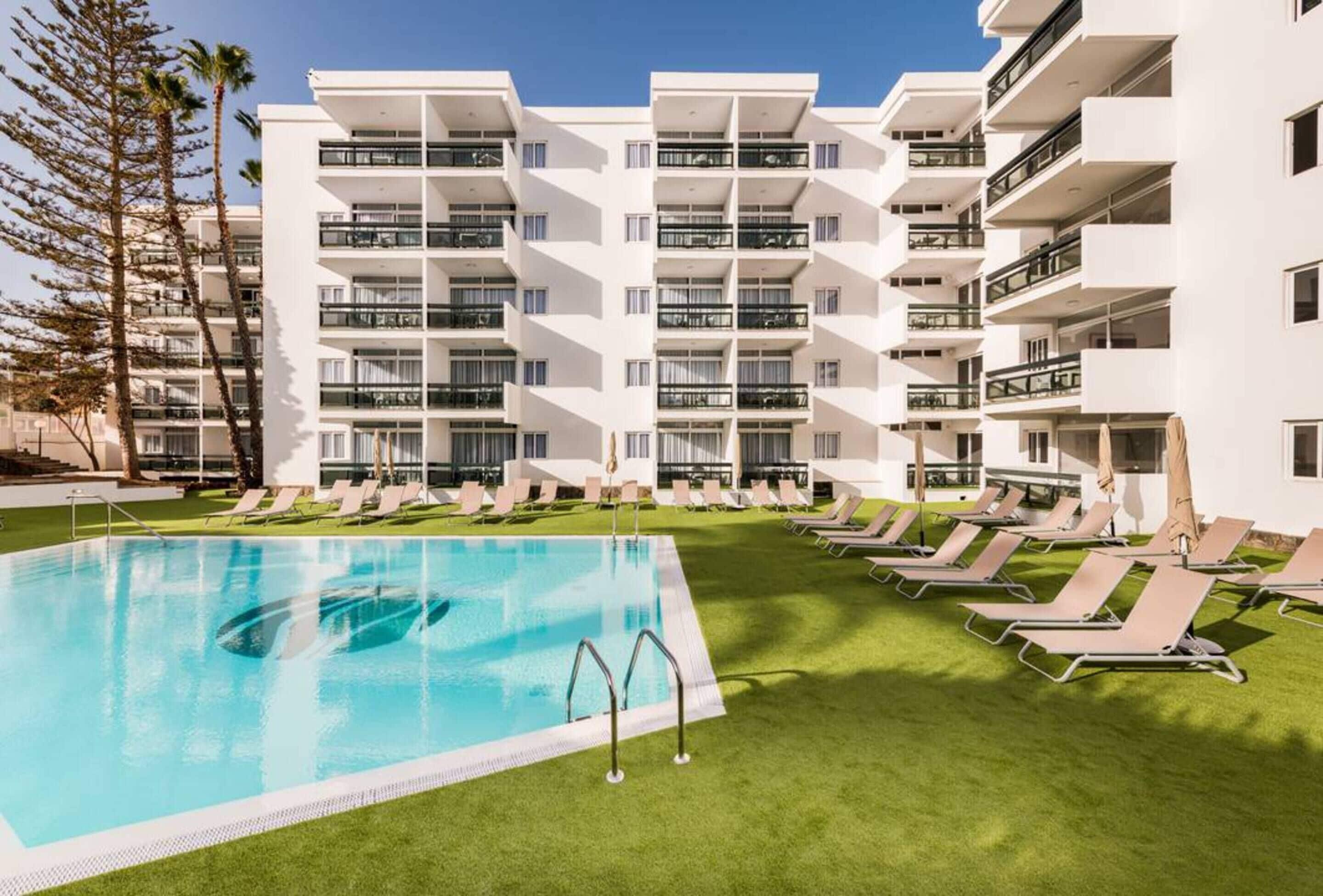 11 Central Hotels Near Playa Maspalomas Worth Booking