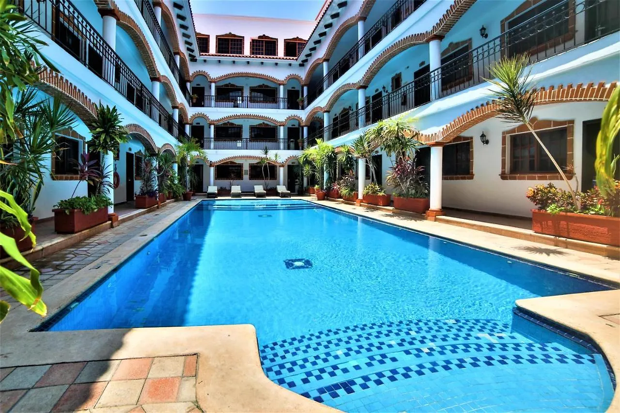 Staying In Centro: 7 Playa del Carmen Hotels Compared